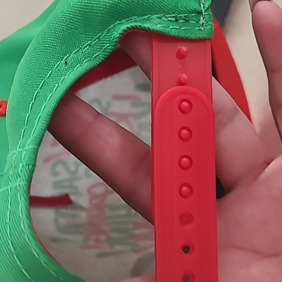 NWOT ELF CHRISTMAS 🎄 HAT - Picture 7 of 12